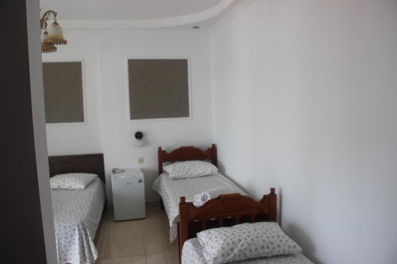 Badu Guest House Kvariati Exterior foto