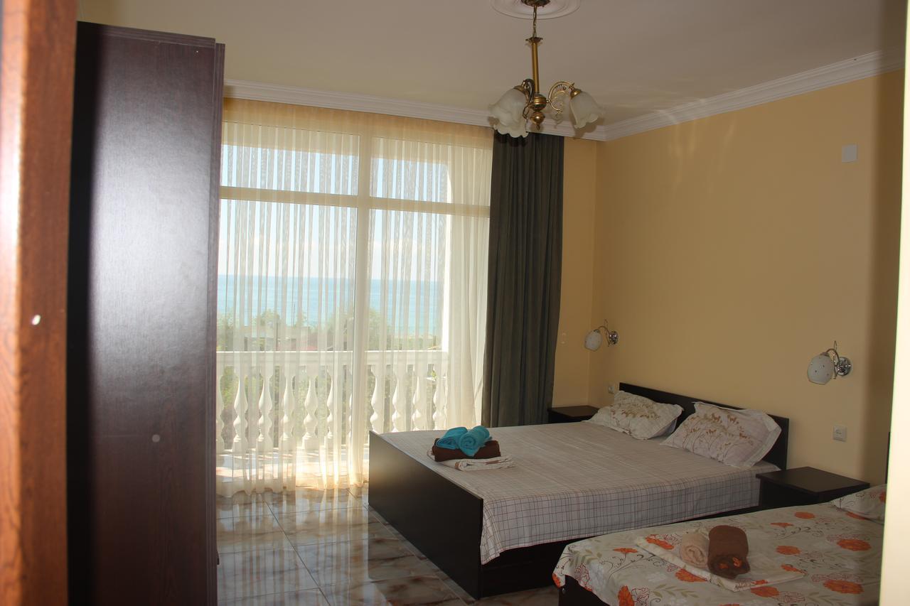 Badu Guest House Kvariati Exterior foto
